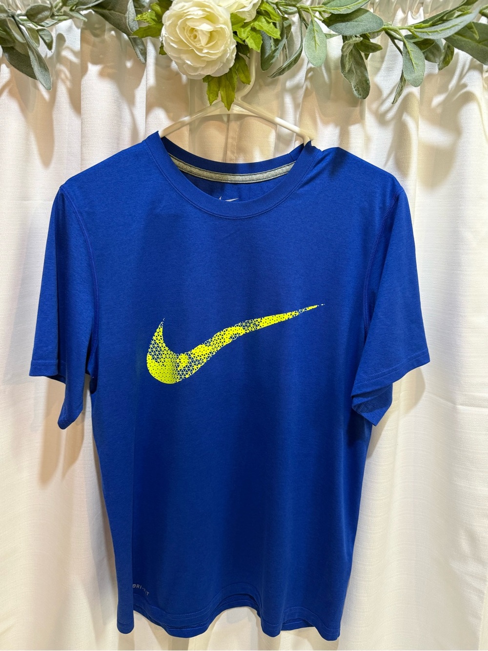 Nike Men’s Dri-FIT Royal Blue Graphic Swoosh T-Shirt - Size Small